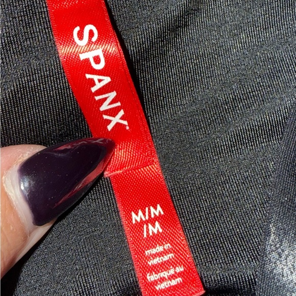 Spanx Moto Faux Leather Leggings Medium Black High Waisted - Picture 3 of 4